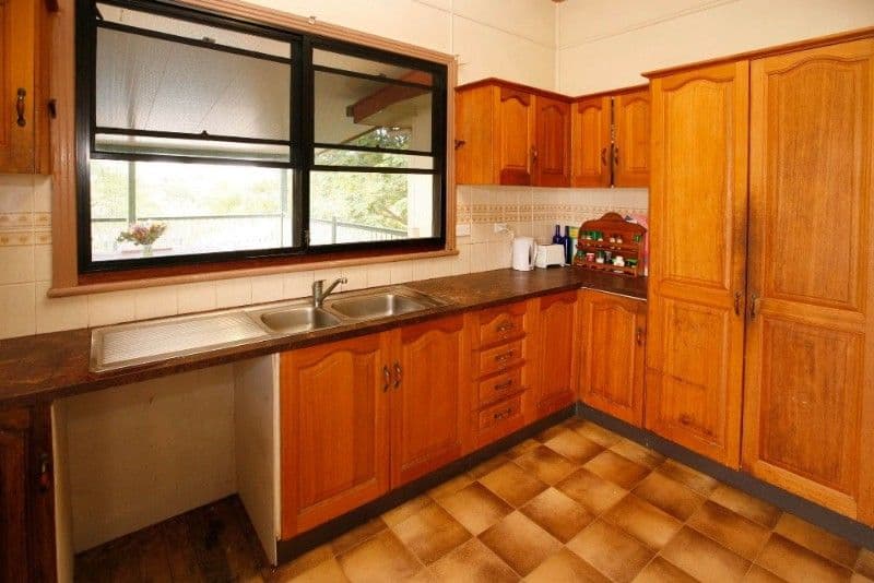 39 Nix Street, WEST END QLD 4810, West End - Thumbnail 4