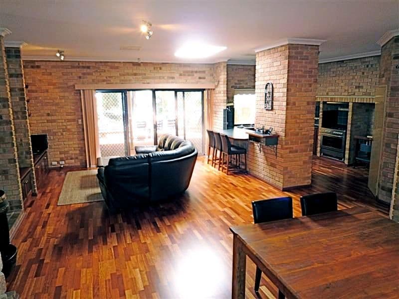27 Kirkstall Way, SAWYERS VALLEY WA 6074, Sawyers Valley - Thumbnail 4