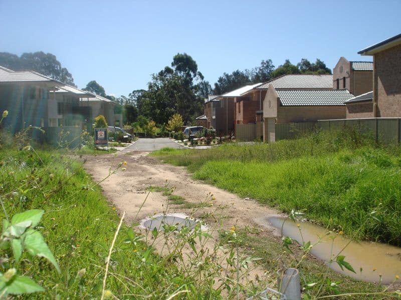 10 Howlett Close, CHIPPING NORTON NSW 2170, Chipping Norton - Thumbnail 2