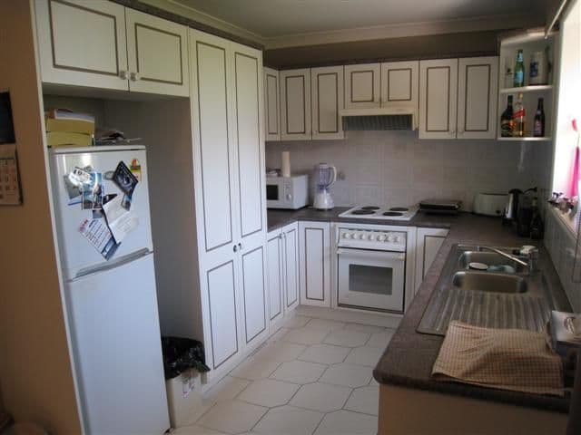 20 Swain Street, Holland Park West QLD 4121, Holland Park West - Thumbnail 3