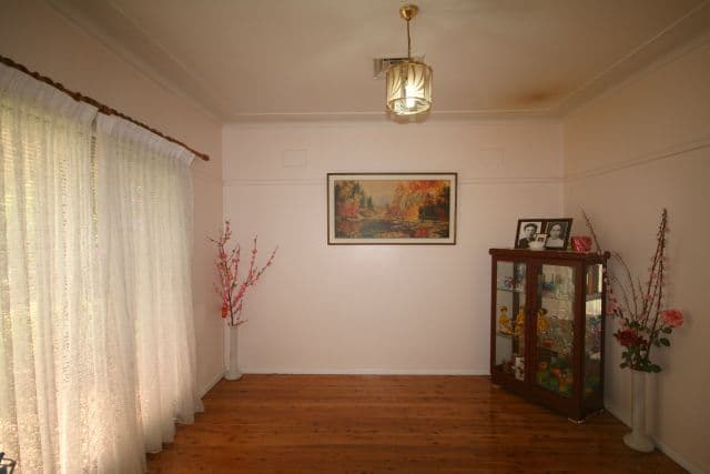 6 Warwick Street, PUNCHBOWL NSW 2196, Punchbowl - Thumbnail 2