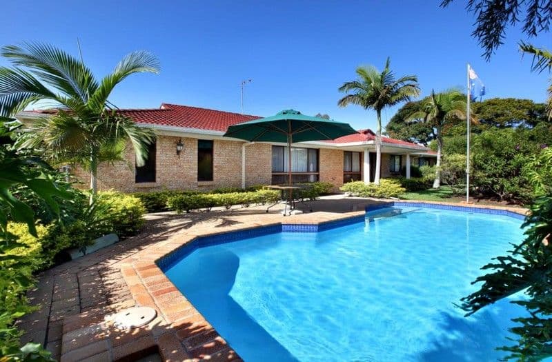 5 Hokitika Street, BROADBEACH WATERS QLD 4218, Broadbeach Waters - Image 1