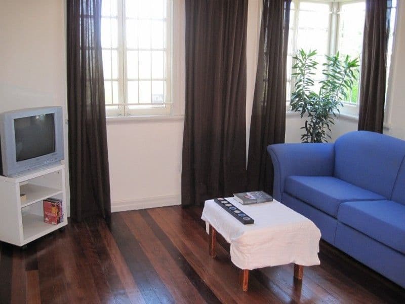 70 Dawson Road, UPPER MOUNT GRAVATT QLD 4122, Upper Mount Gravatt - Thumbnail 4