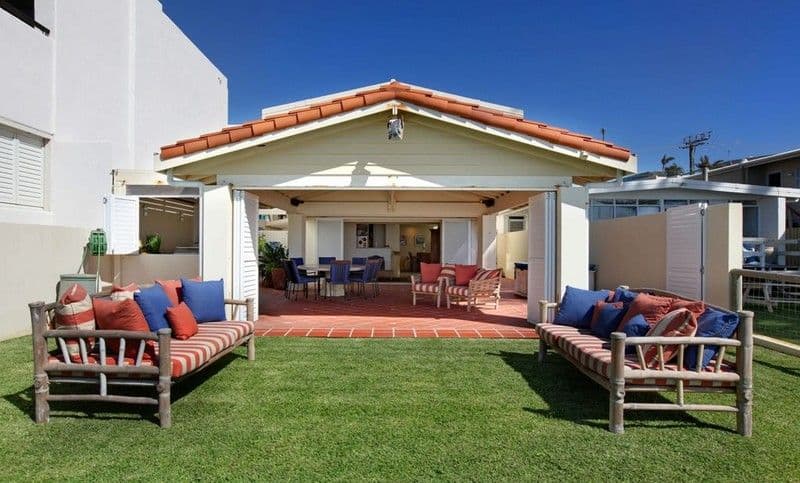 19 Hedges Avenue, MERMAID BEACH QLD 4218, Mermaid Beach - Thumbnail 2