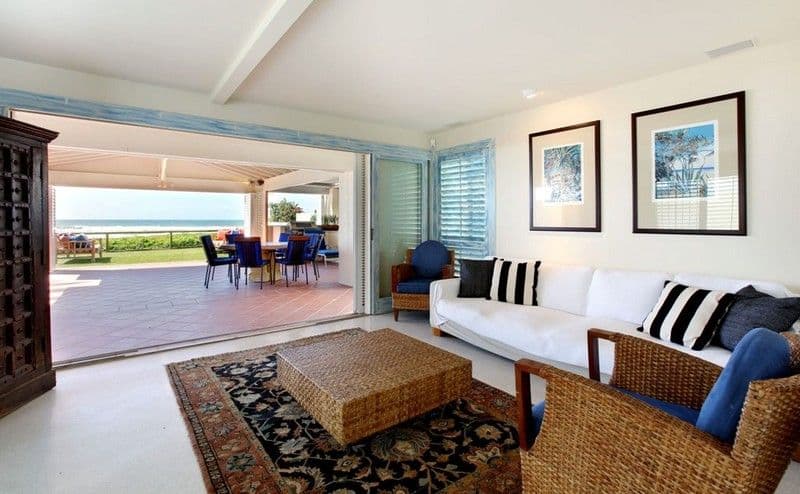 19 Hedges Avenue, MERMAID BEACH QLD 4218, Mermaid Beach - Thumbnail 4