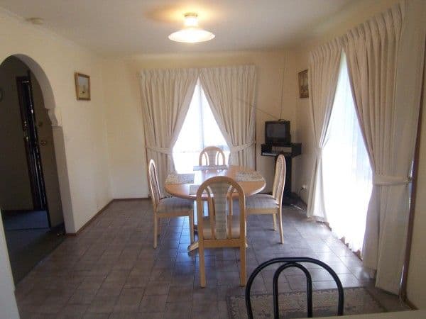 34 Greenwood Drive, CARRUM DOWNS VIC 3201, Carrum Downs - Thumbnail 6