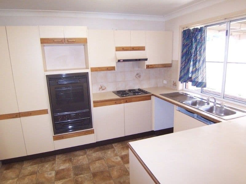2 Malinya Place, WISHART QLD 4122, Wishart - Thumbnail 3