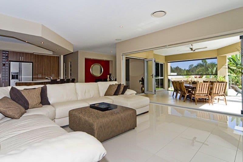 4 Torquay Place, ARUNDEL QLD 4214, Arundel - Thumbnail 4