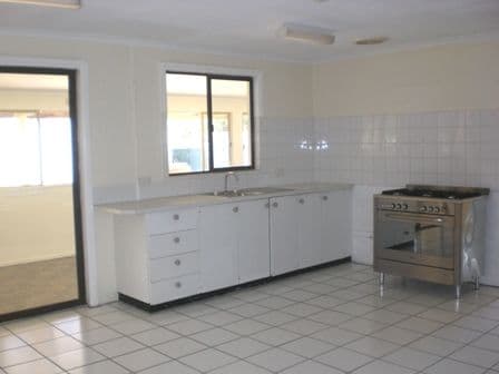 115 Short Street, HOWLONG NSW 2643, Howlong - Thumbnail 3