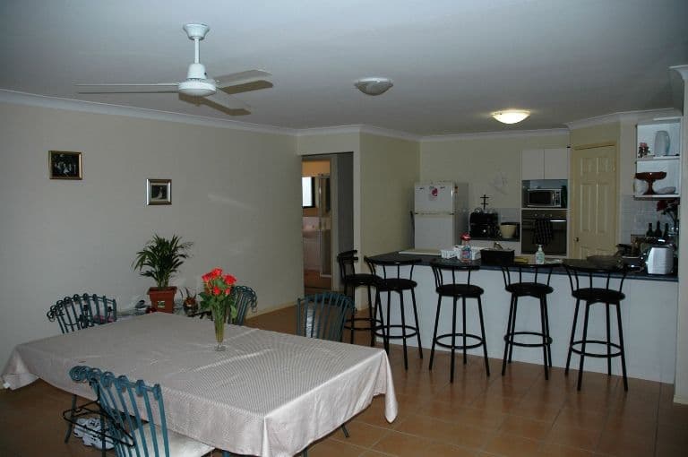 1 Strand Court, KIPPA-RING QLD 4021, Kippa-Ring - Thumbnail 2