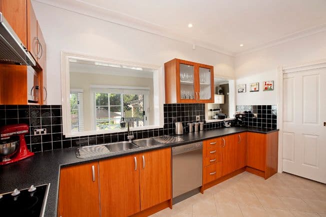 63 Warringah Road, NARRAWEENA NSW 2099, Narraweena - Thumbnail 3
