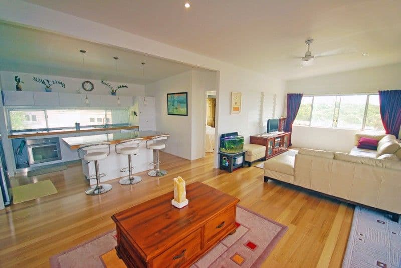 10 Bethlehem Terrace, YEPPOON QLD 4703, Yeppoon - Thumbnail 2