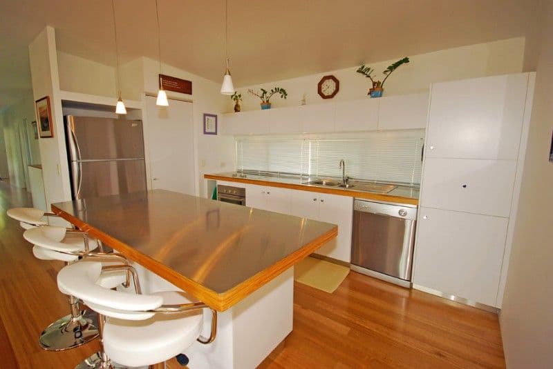 10 Bethlehem Terrace, YEPPOON QLD 4703, Yeppoon - Thumbnail 3