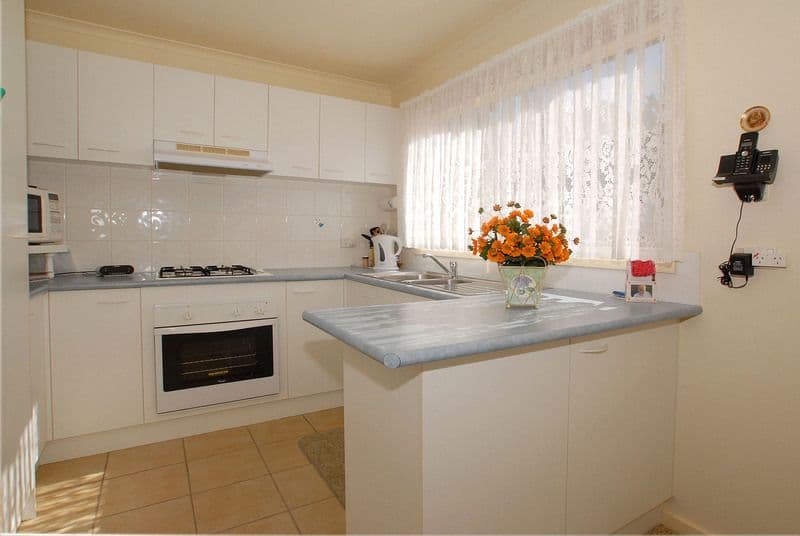 111 Austin Road, SEAFORD VIC 3198, Seaford - Thumbnail 5