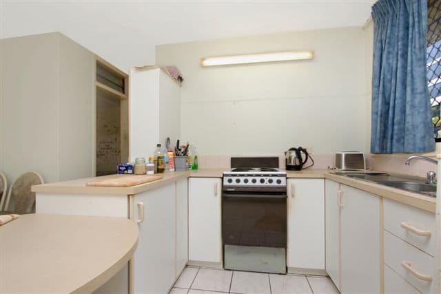 3 Units in 79 Mitchell Street, DARWIN NT 0800, Darwin - Thumbnail 2