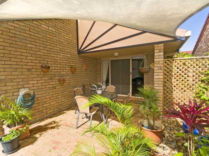 14 Typha Place, ELANORA QLD 4221, Elanora - Thumbnail 4