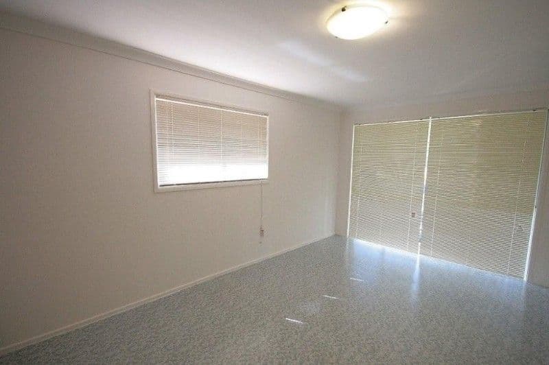 12 Littlejohn Street, DAISY HILL QLD 4127, Daisy Hill - Thumbnail 4