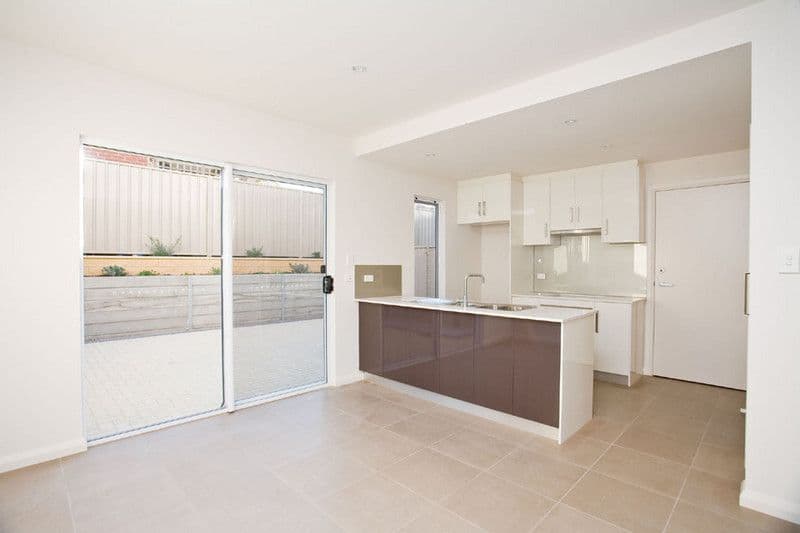 125 Military Road, HENLEY BEACH SOUTH SA 5022, Henley Beach South - Thumbnail 5