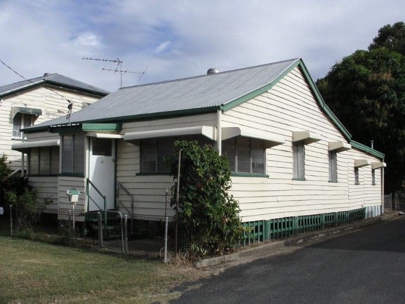 4 South Street, ROCKHAMPTON CITY QLD 4700, Rockhampton City - Image 1