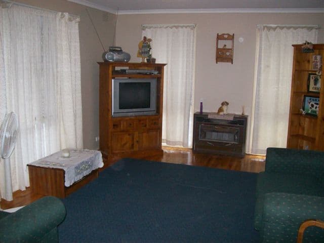 12 Rosanna Court, CRAIGIEBURN VIC 3064, Craigieburn - Thumbnail 4