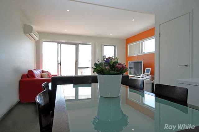 56 Ernest Cavanagh Street, GUNGAHLIN ACT 2912, Gungahlin - Thumbnail 5