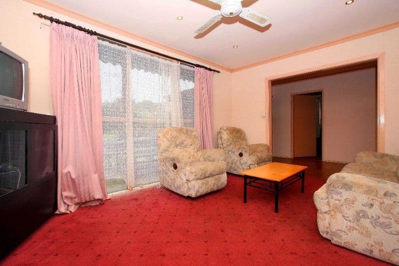 8 Bowral Court, BUNDOORA VIC 3083, Bundoora - Thumbnail 4