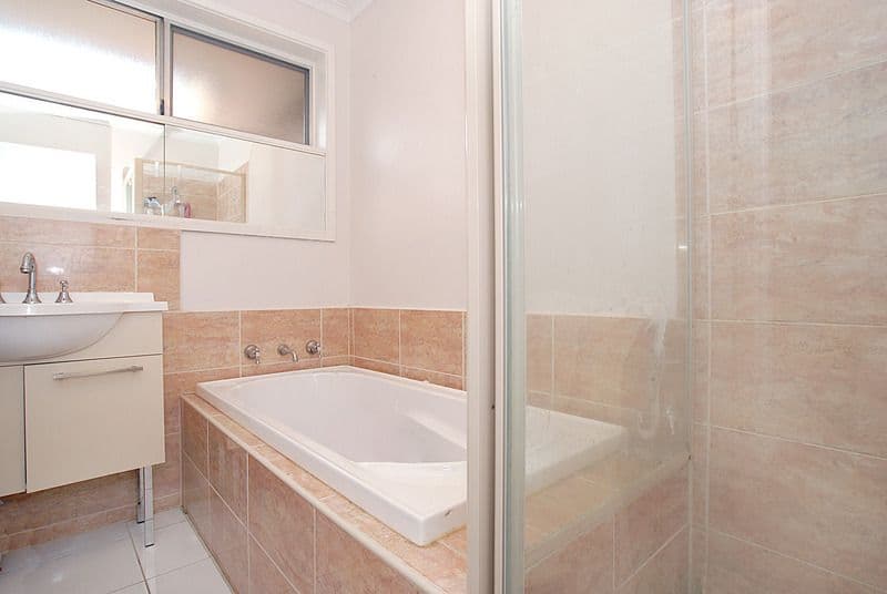70 Noble Street, NOBLE PARK VIC 3174, Noble Park - Thumbnail 5