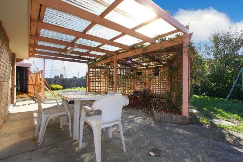 8 Emmerson Court, MILL PARK VIC 3082, Mill Park - Thumbnail 3