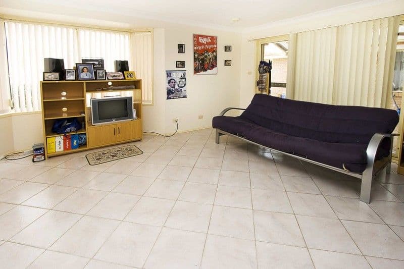 72 Womra Drive, GLENMORE PARK NSW 2745, Glenmore Park - Thumbnail 2