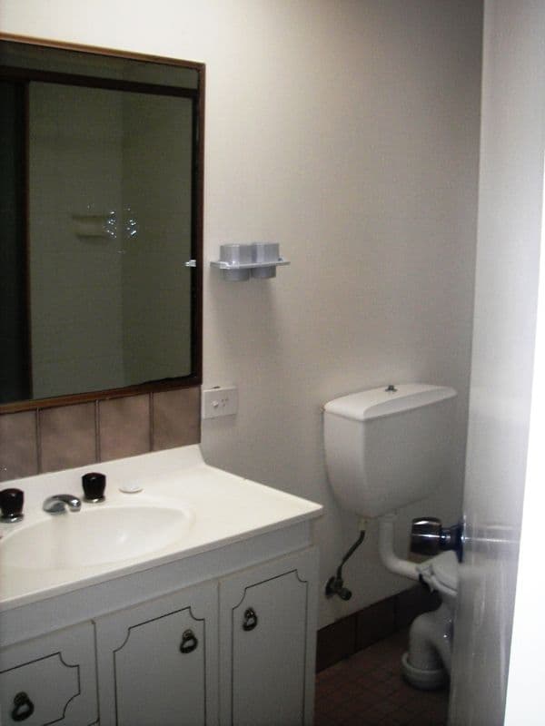 26 'Castleglen Chateau', 5 Galeen Drive, BURLEIGH WATERS QLD 4220, Burleigh Waters - Thumbnail 6