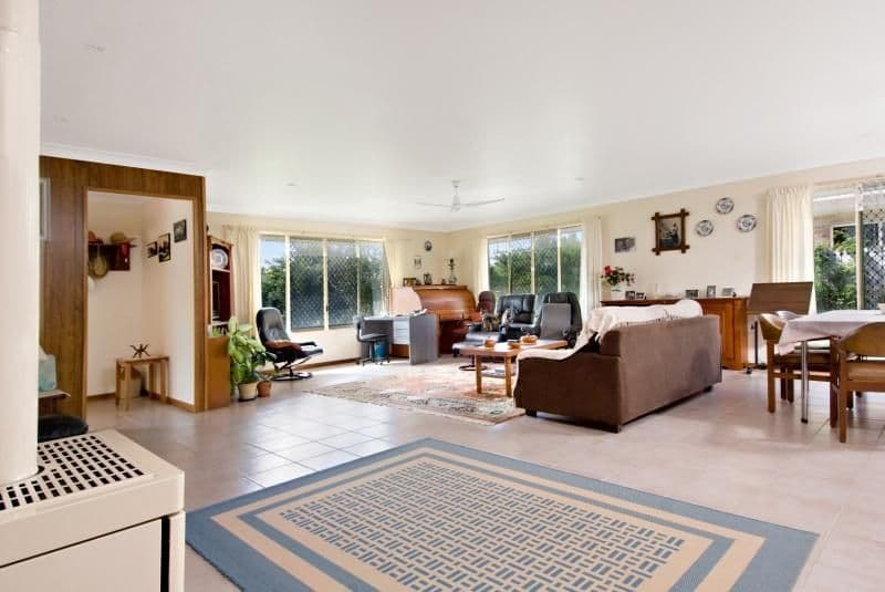 20 Bluegrass Street, LITTLE MOUNTAIN QLD 4551, Little Mountain - Thumbnail 3