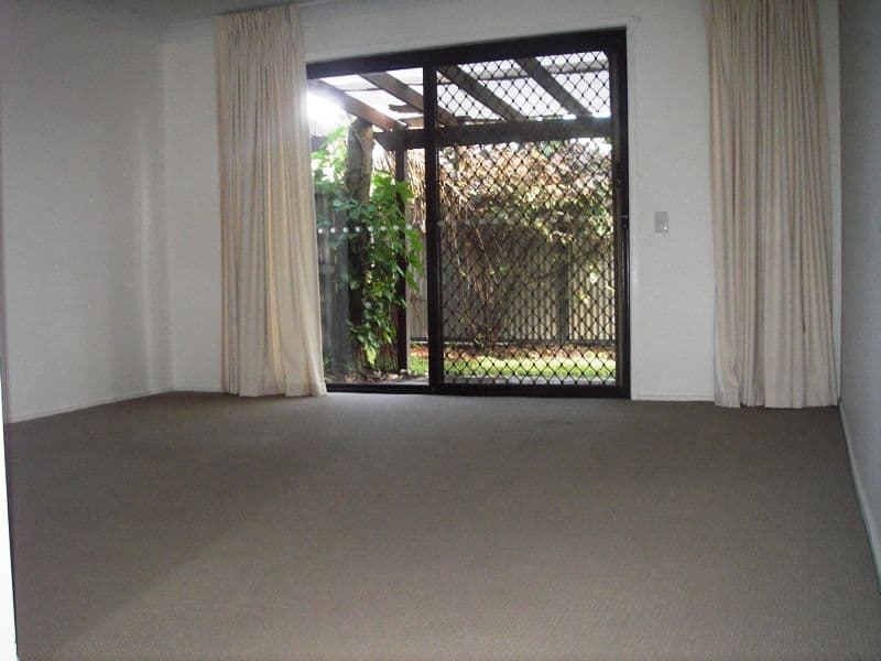 26 'Castleglen Chateau', 5 Galeen Drive, BURLEIGH WATERS QLD 4220, Burleigh Waters - Thumbnail 7