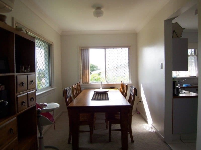 28 Croxley Street, UPPER MOUNT GRAVATT QLD 4122, Upper Mount Gravatt - Thumbnail 3