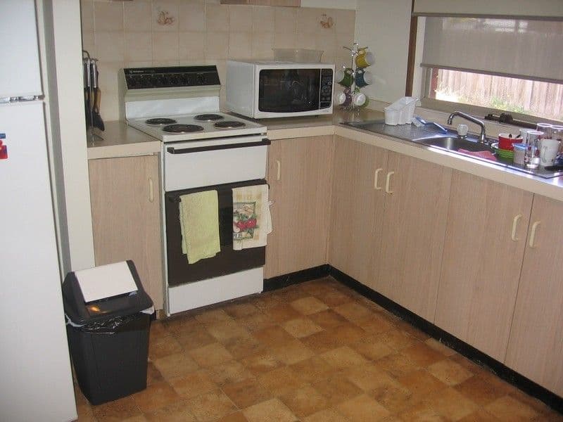 40  Hawkesbury Road, WERRIBEE VIC 3030, Werribee - Thumbnail 3