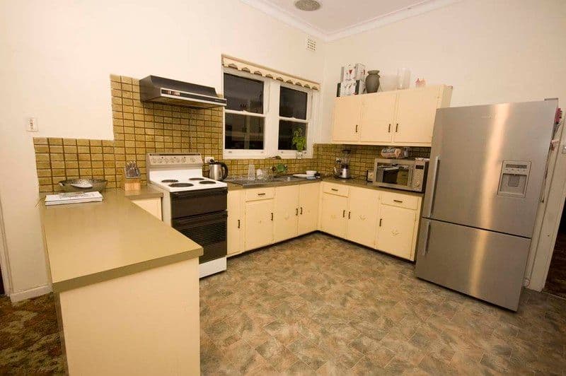31 Stradbroke Avenue, PLYMPTON PARK SA 5038, Plympton Park - Thumbnail 4