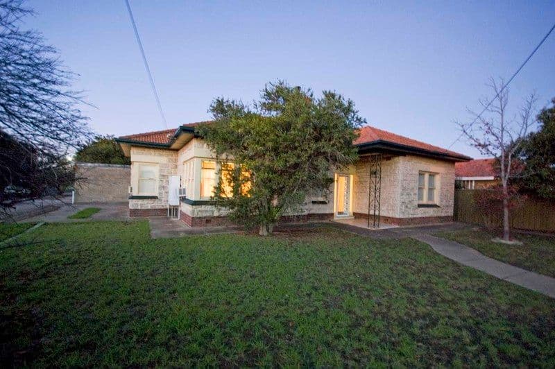 31 Stradbroke Avenue, PLYMPTON PARK SA 5038, Plympton Park - Image 1