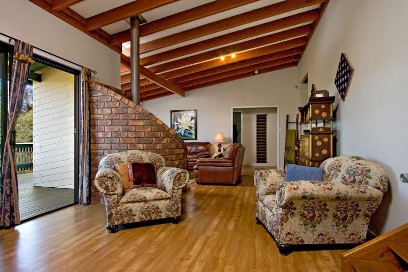 2 Treasure Court, CARRARA QLD 4211, Carrara - Thumbnail 5