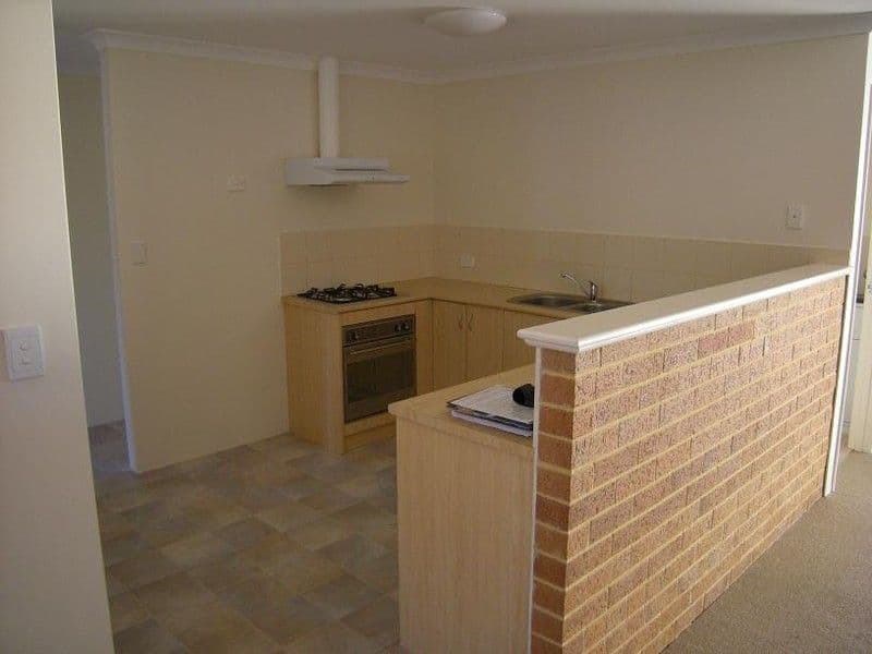 36 Streich Avenue, KELMSCOTT WA 6111, Kelmscott - Thumbnail 2