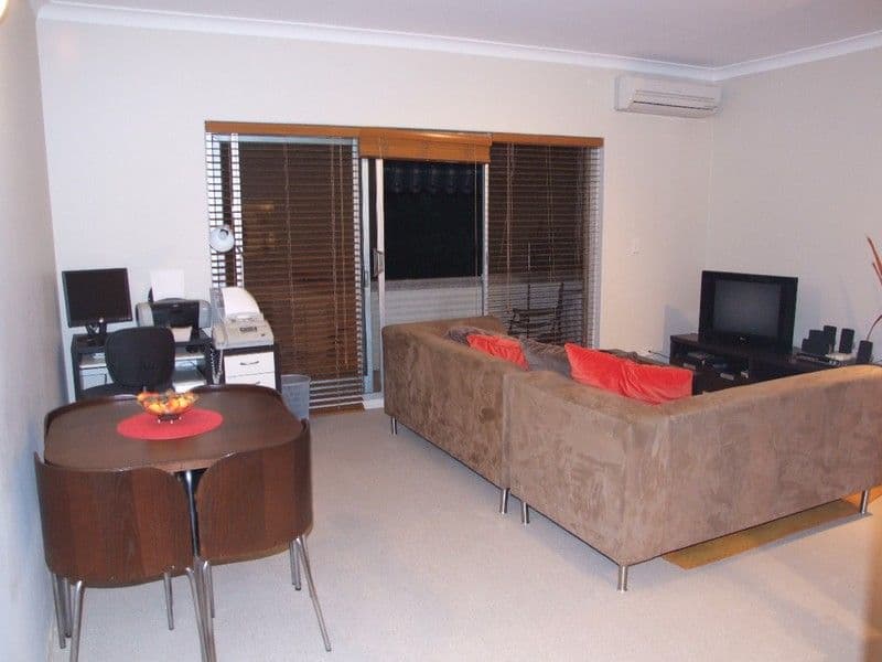 6-8 Queens Road, BRIGHTON-LE-SANDS NSW 2216, Brighton-Le-Sands - Thumbnail 3