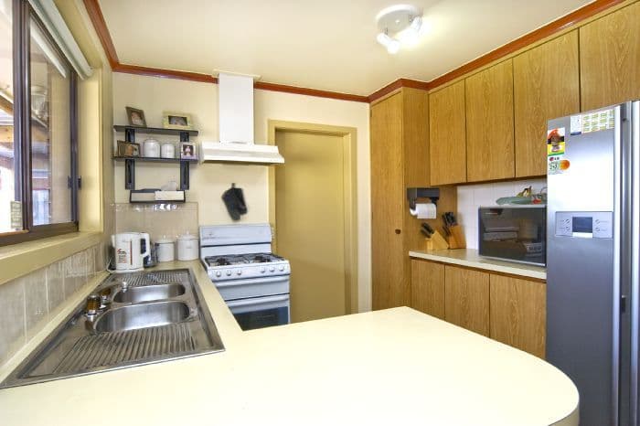 21 Kingsley Drive, CORIO VIC 3214, Corio - Thumbnail 2