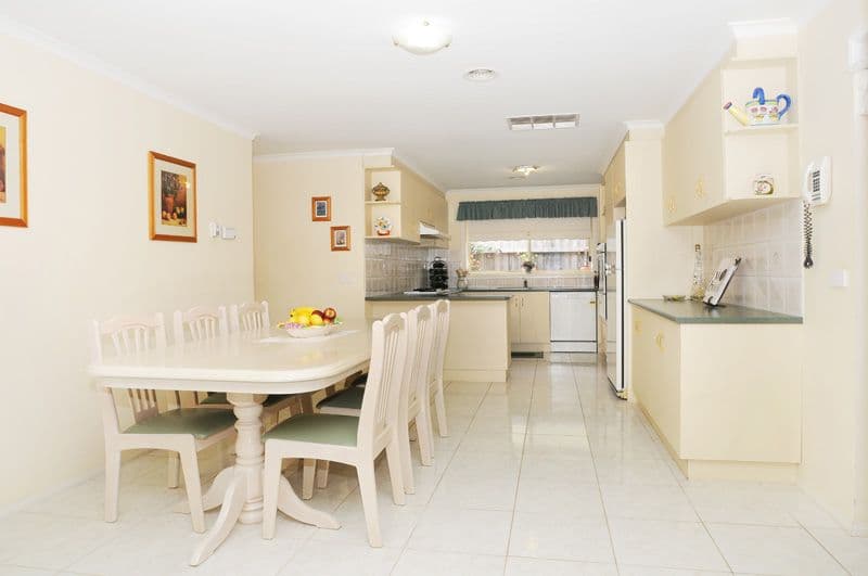 3 Devora Road, EPPING VIC 3076, Epping - Thumbnail 3