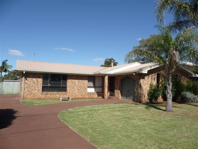 28 Riethmuller Street, KEARNEYS SPRING QLD 4350, Kearneys Spring - Image 1