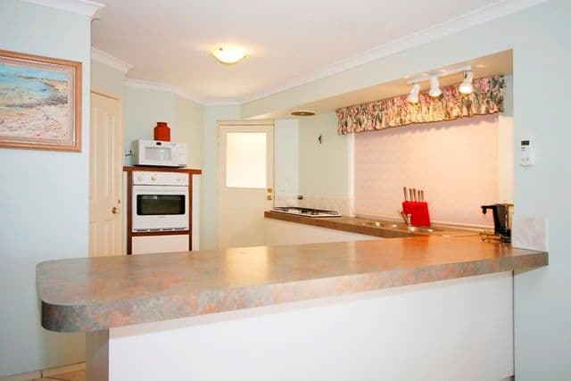 5 Firefalls Close, HUNTINGDALE WA 6110, Huntingdale - Thumbnail 5