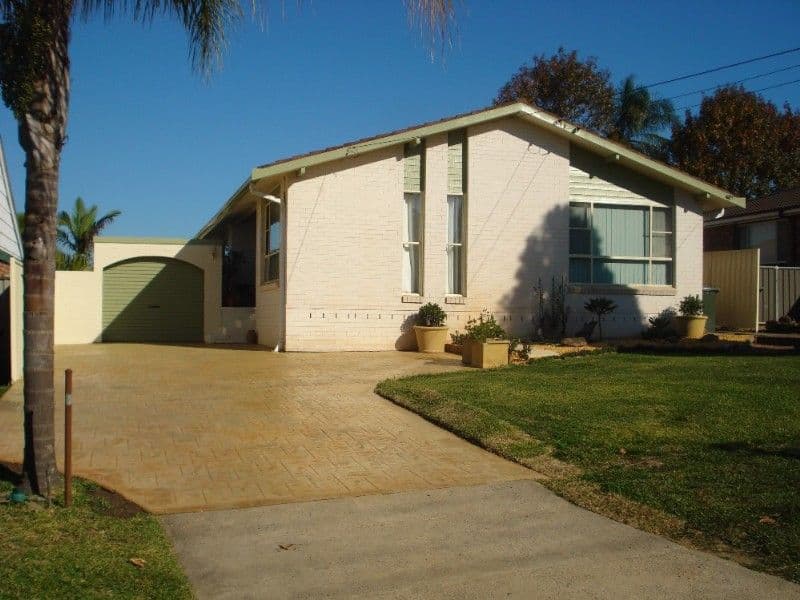 25 Norman Avenue, HAMMONDVILLE NSW 2170, Hammondville - Image 1