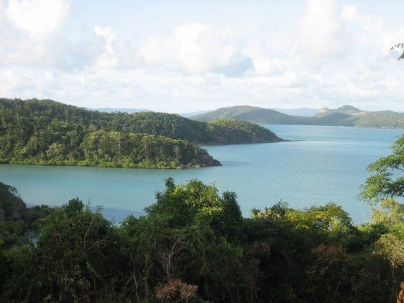 9 Passage Avenue, SHUTE HARBOUR QLD 4802, Shute Harbour - Thumbnail 3