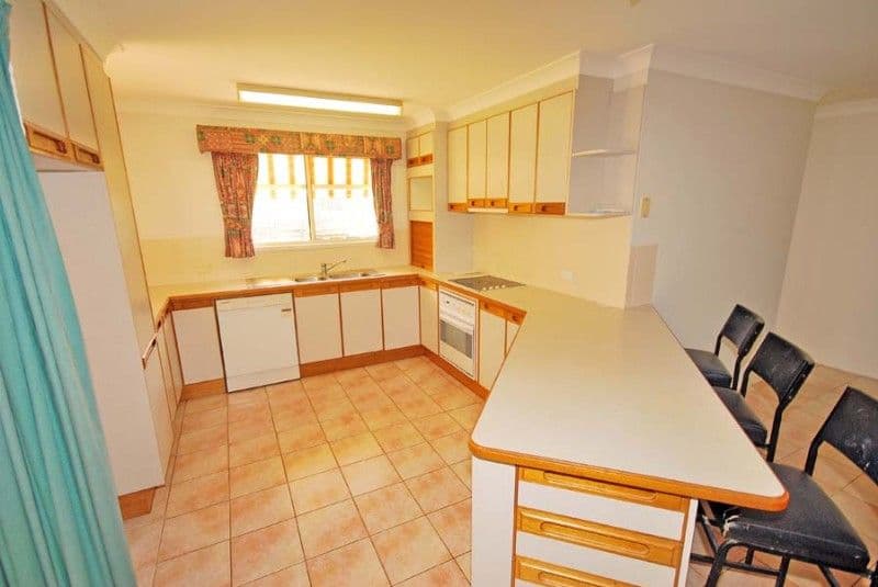 24 Benowa Drive, YEPPOON QLD 4703, Yeppoon - Thumbnail 2