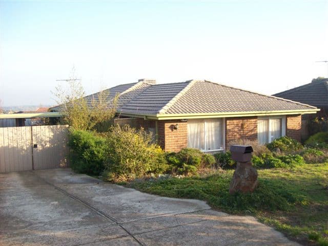 11 Hibiscus Close, MEADOW HEIGHTS VIC 3048, Meadow Heights - Image 1