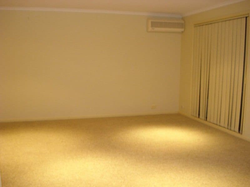 9 Dalmeny Drive, PRESTONS NSW 2170, Prestons - Thumbnail 5