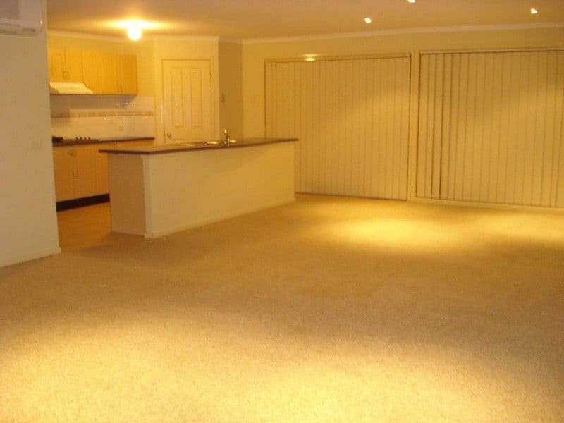 9 Dalmeny Drive, PRESTONS NSW 2170, Prestons - Thumbnail 8