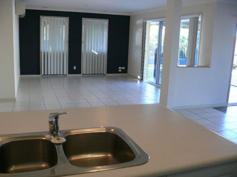 28A Rivermeadows Drive, UPPER COOMERA QLD 4209, Upper Coomera - Thumbnail 4